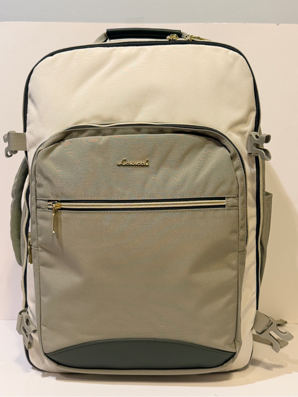NWT LovevookTwo-Tone Cream & Light Green Travel Laptop Backpack